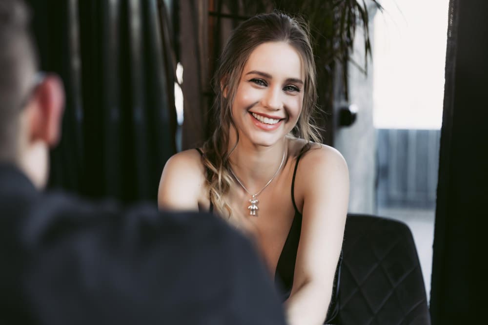 How to create a Sugar Baby profile that attracts the right Sugar Daddy